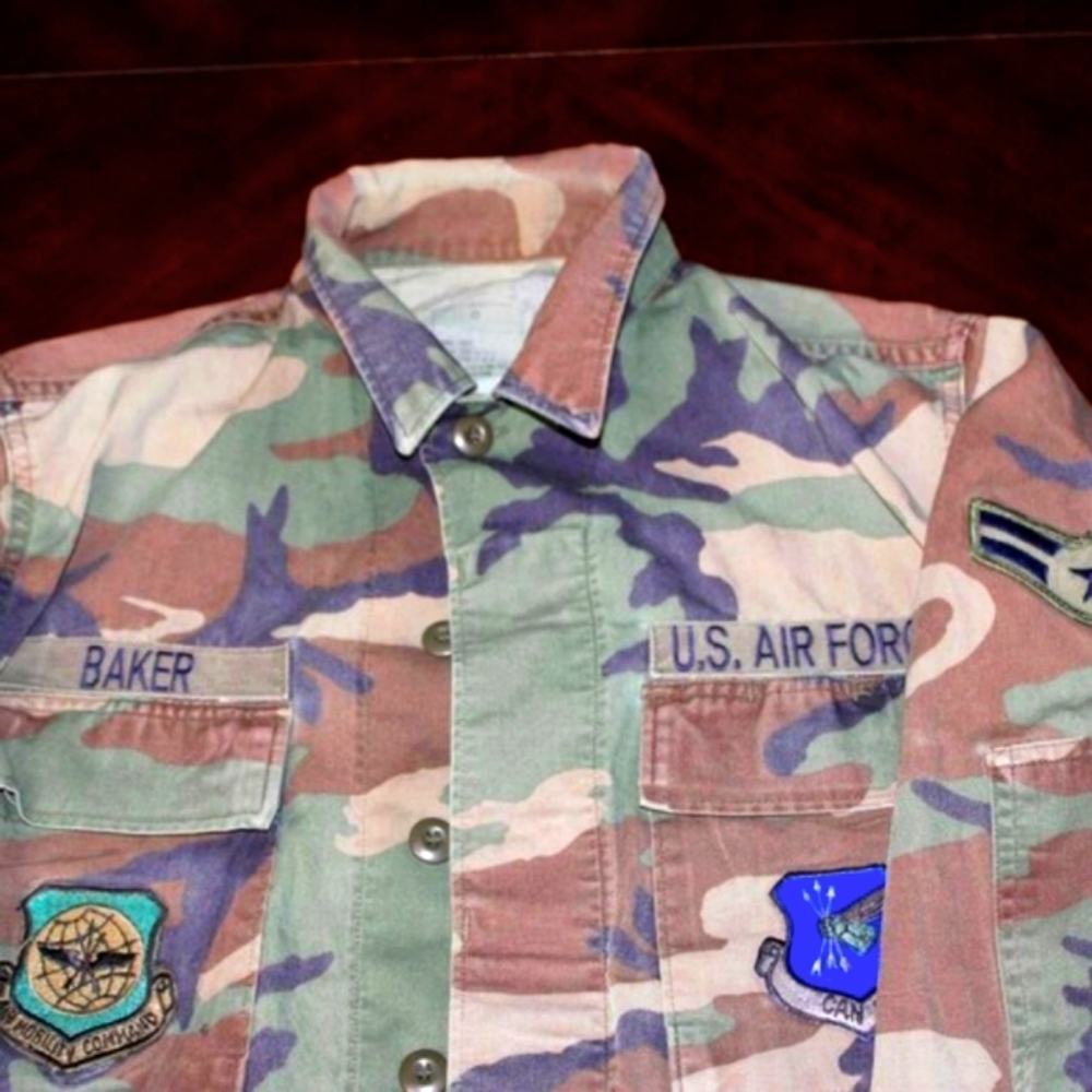 Vintage 1985 U.S. Air Force Camouflage Field Jacket | Small-Short | Authentic